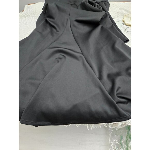 Elegant Black Long-Sleeve V-Neck Gown For Women Size L Dressy Classic - Picture 6 of 6